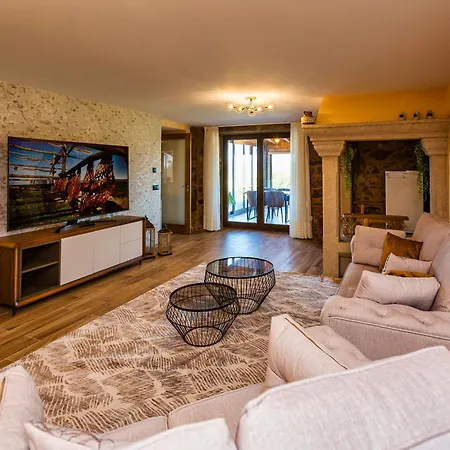 Casa A Fontana Vilarino (O Salnes)