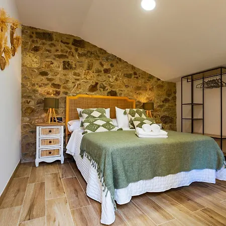 Casa A Fontana Guest house