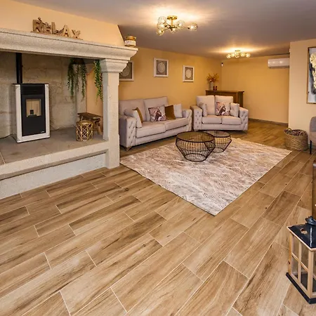 Casa A Fontana Vilarino (O Salnes)